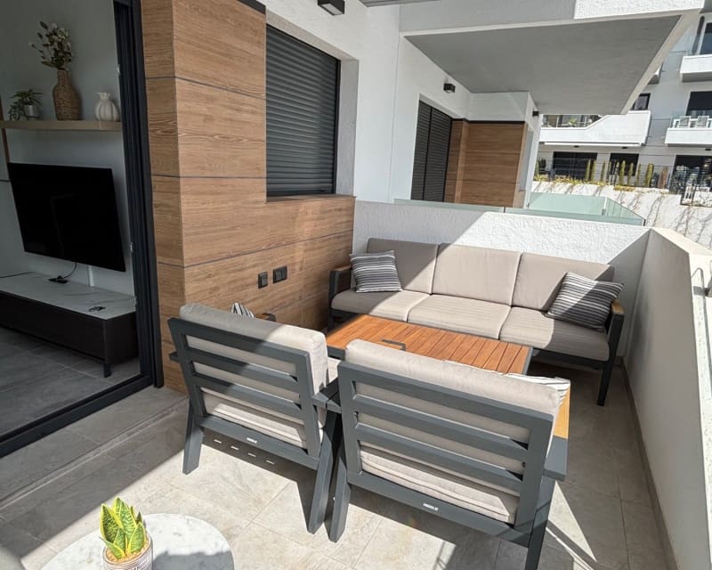 2 soverom Leilighet til salgs i Villamartin med svømmebasseng - € 249 900 (Ref: 9806932)