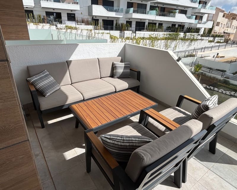 2 soverom Leilighet til salgs i Villamartin med svømmebasseng - € 249 900 (Ref: 9806932)