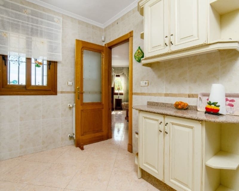 2 bedroom Villa for sale in Los Altos with pool - € 290,000 (Ref: 9806934)