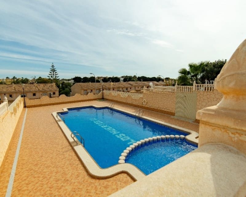 2 bedroom Villa for sale in Los Altos with pool - € 290,000 (Ref: 9806934)