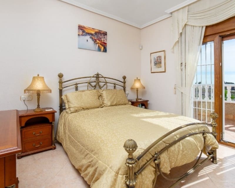 2 bedroom Villa for sale in Los Altos with pool - € 290,000 (Ref: 9806934)