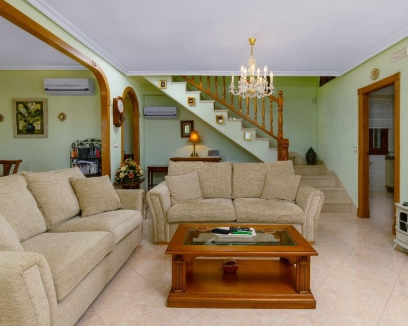 2 bedroom Villa for sale in Los Altos with pool - € 290,000 (Ref: 9806934)