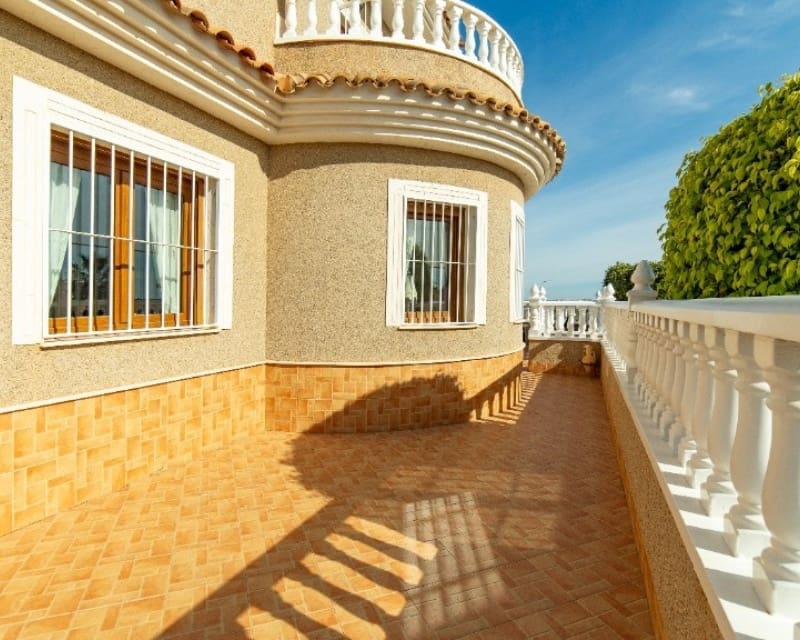 2 bedroom Villa for sale in Los Altos with pool - € 290,000 (Ref: 9806934)