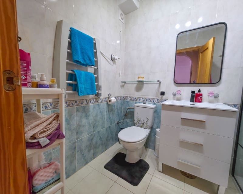 2 Zimmer Apartment zu verkaufen in Los Montesinos mit Pool - 137.500 € (Ref: 9806935)