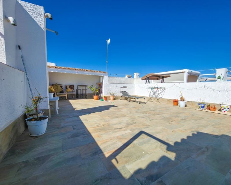 2 Zimmer Apartment zu verkaufen in Los Montesinos mit Pool - 137.500 € (Ref: 9806935)