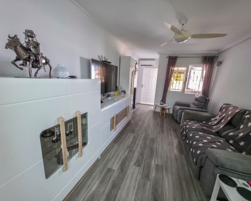 2 sypialnia Apartament na sprzedaż w Los Montesinos z basenem - 135 000 € (Ref: 9806936)