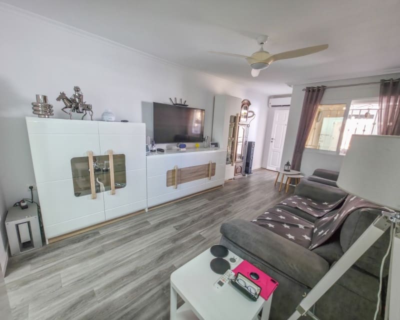 2 sypialnia Apartament na sprzedaż w Los Montesinos z basenem - 135 000 € (Ref: 9806936)