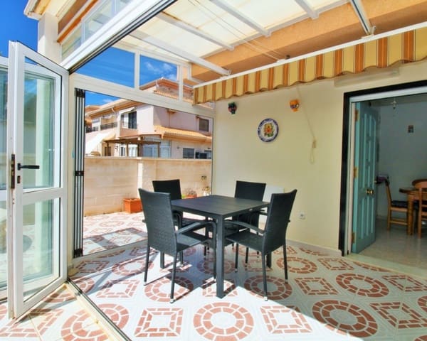 Chalet de 3 habitaciones en Playa Flamenca, Orihuela en venta con piscina - 249.950 € (Ref: 9806937)