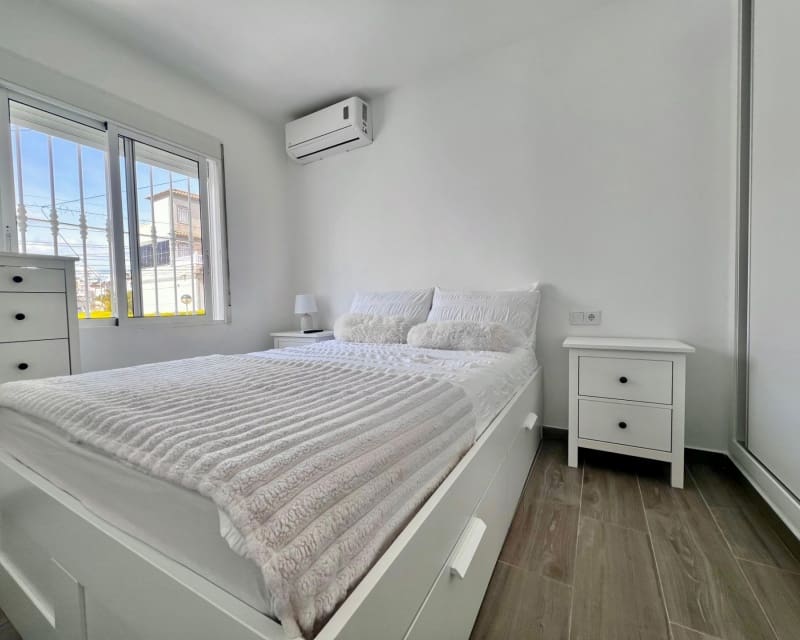 5 camera da letto Villa in vendita in Villamartin con piscina - 459.000 € (Rif: 9807054)