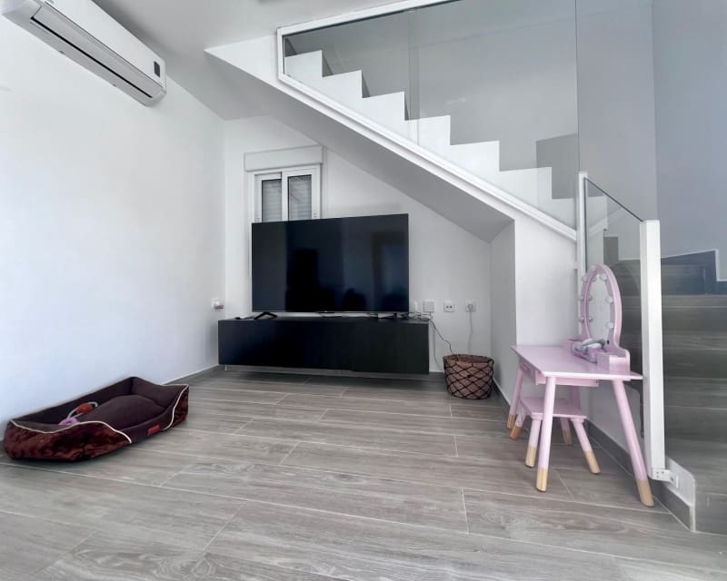 5 camera da letto Villa in vendita in Villamartin con piscina - 459.000 € (Rif: 9807054)