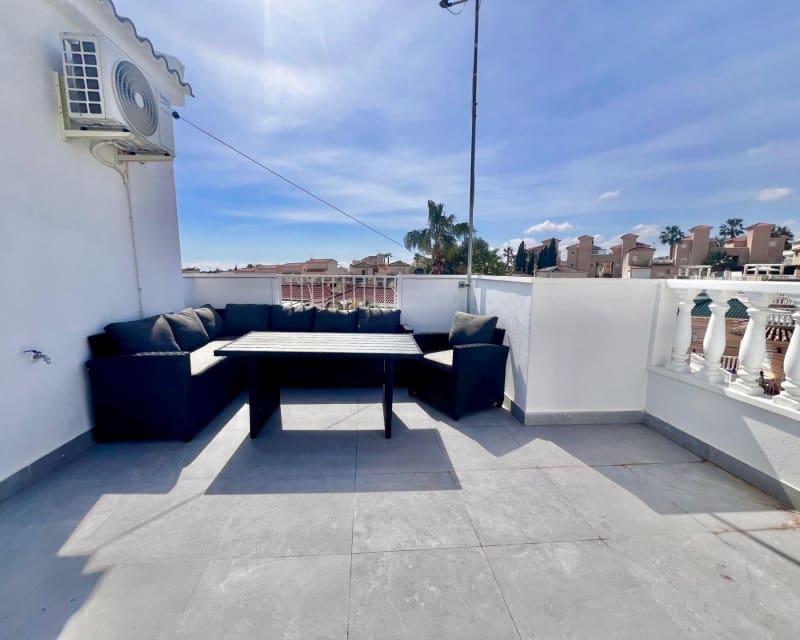 5 camera da letto Villa in vendita in Villamartin con piscina - 459.000 € (Rif: 9807054)