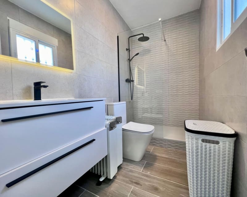 5 camera da letto Villa in vendita in Villamartin con piscina - 459.000 € (Rif: 9807054)