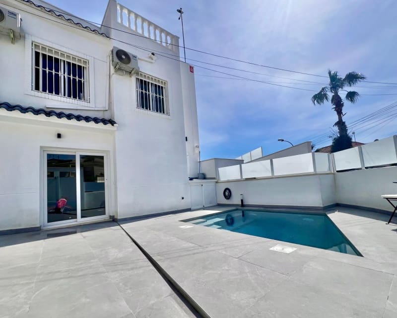 5 camera da letto Villa in vendita in Villamartin con piscina - 459.000 € (Rif: 9807054)