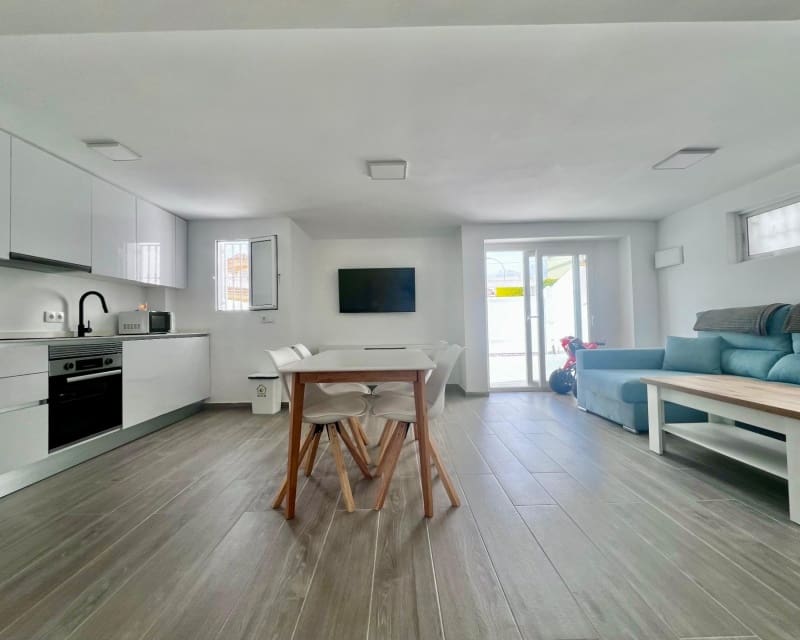 5 camera da letto Villa in vendita in Villamartin con piscina - 459.000 € (Rif: 9807054)