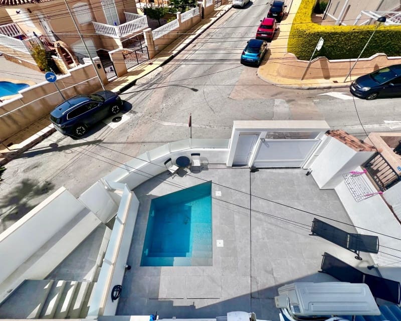 5 camera da letto Villa in vendita in Villamartin con piscina - 459.000 € (Rif: 9807054)