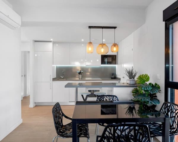 2 chambre Appartement à vendre à Villamartin, Orihuela avec piscine - 275 000 € (Ref: 9809373)