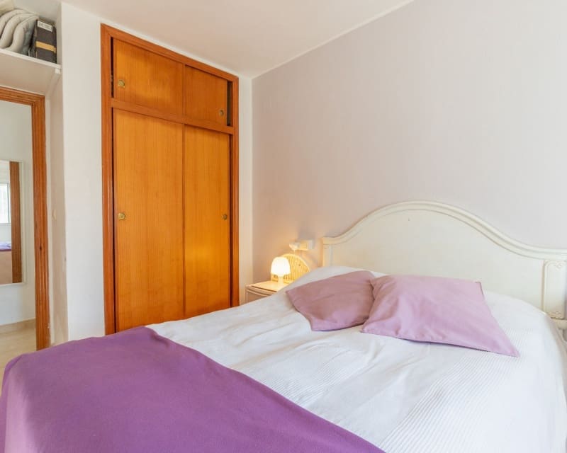 1 soverom Leilighet til salgs i Los Balcones med svømmebasseng - € 119 000 (Ref: 9809374)