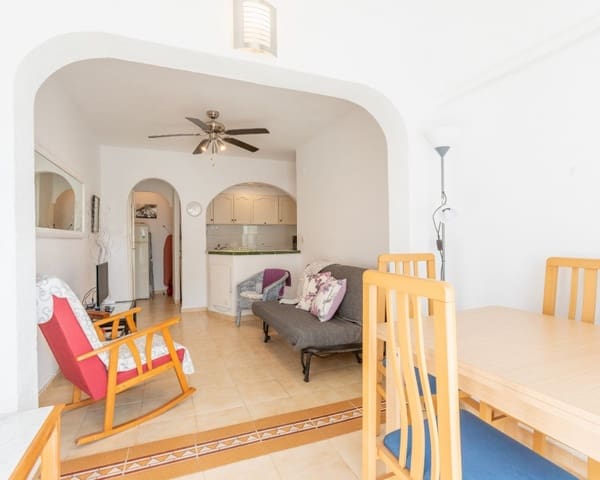 1 soverom Leilighet til salgs i Los Balcones med svømmebasseng - € 119 000 (Ref: 9809374)