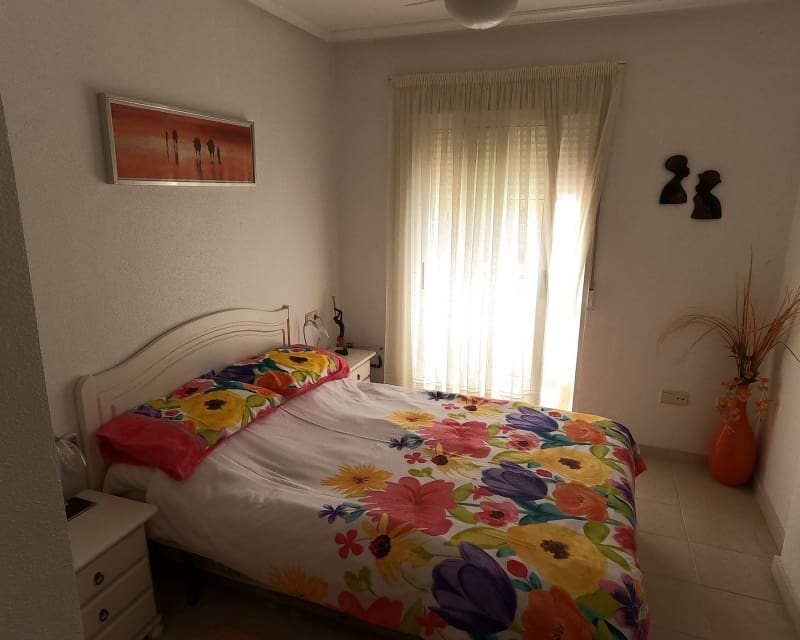 2 Zimmer Apartment zu verkaufen in Jacarilla mit Pool - 104.995 € (Ref: 9809377)