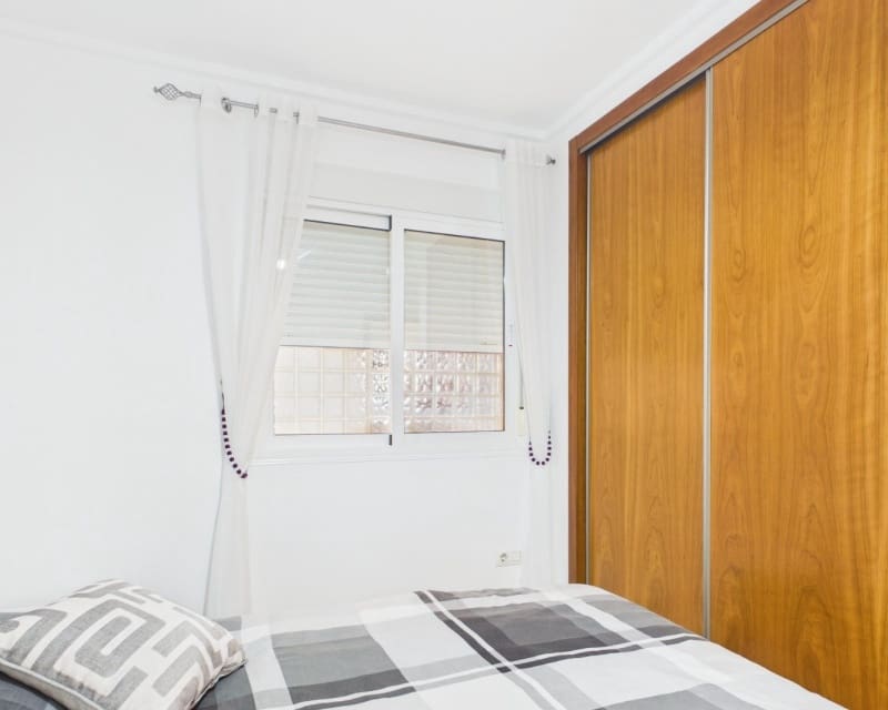 3 Zimmer Apartment zu verkaufen in Los Narejos mit Pool - 240.000 € (Ref: 9812554)
