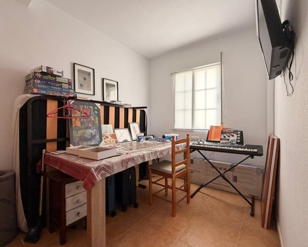 3 soverom Hus til salgs i El Raso, Guardamar del Segura med svømmebasseng - € 195 000 (Ref: 9812555)