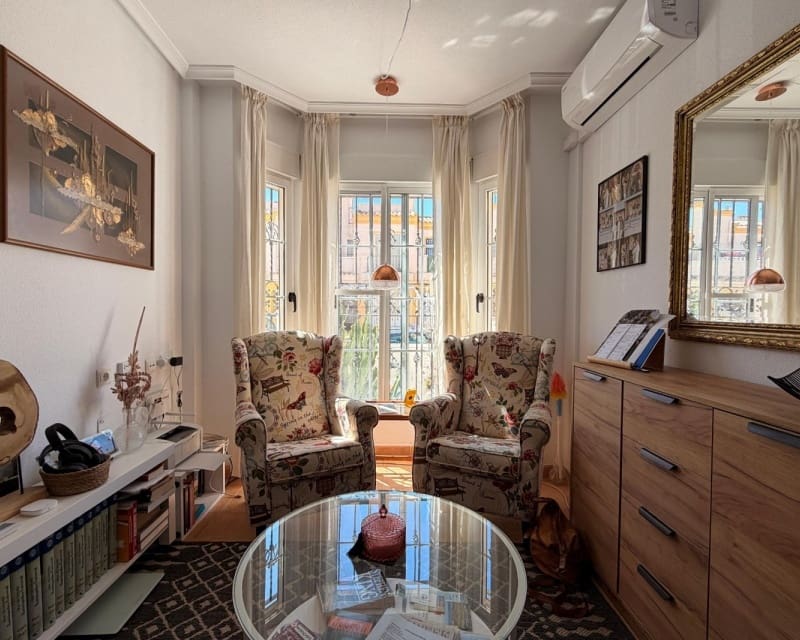 3 soverom Hus til salgs i El Raso med svømmebasseng - € 195 000 (Ref: 9812555)
