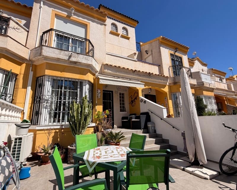 3 soverom Hus til salgs i El Raso med svømmebasseng - € 195 000 (Ref: 9812555)