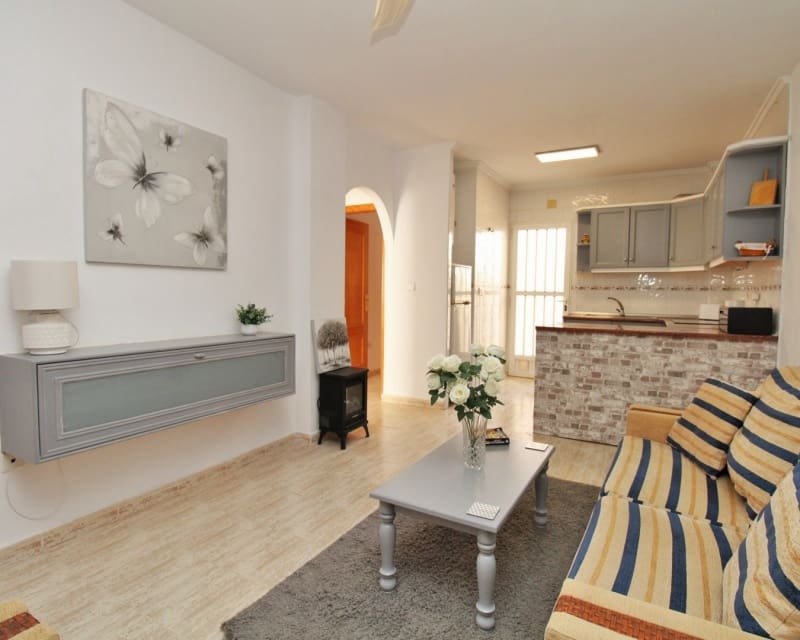 2 chambre Appartement à vendre à Villamartin avec piscine - 144 000 € (Ref: 9812556)