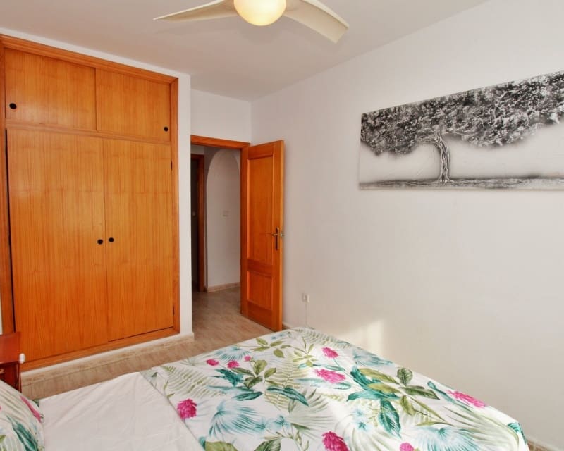 2 chambre Appartement à vendre à Villamartin avec piscine - 144 000 € (Ref: 9812556)