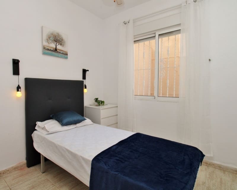 2 chambre Appartement à vendre à Villamartin avec piscine - 144 000 € (Ref: 9812556)