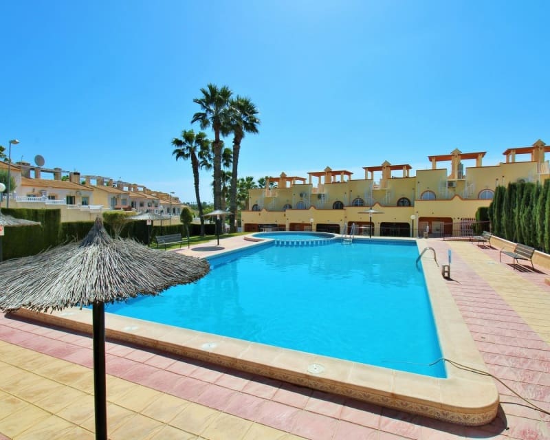 2 chambre Appartement à vendre à Villamartin avec piscine - 144 000 € (Ref: 9812556)