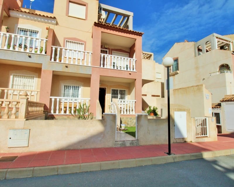 2 chambre Appartement à vendre à Villamartin avec piscine - 144 000 € (Ref: 9812556)