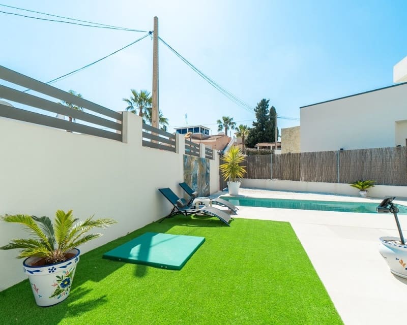 3 soverom Villa til salgs i Villamartin med svømmebasseng - € 524 900 (Ref: 9812557)