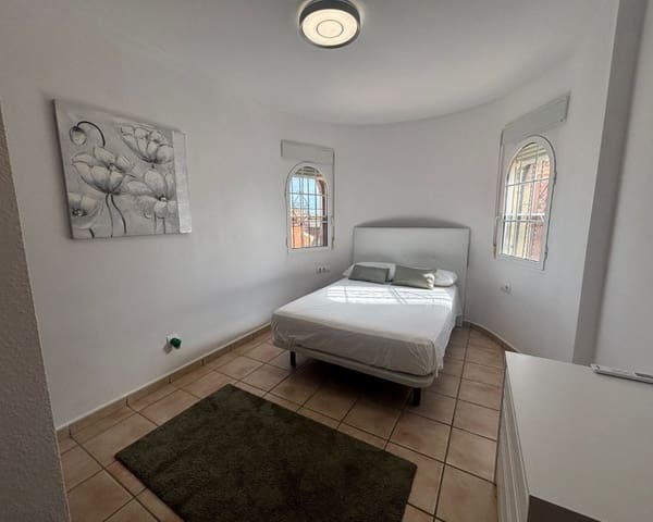 3 soveværelse Villa til salg i Playa Flamenca, Orihuela med swimmingpool - € 269.950 (Ref: 9827474)