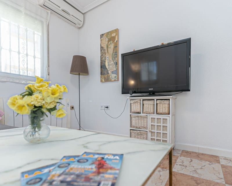 3 sovrum Villa till salu i Playa Flamenca med pool - 224 500 € (Ref: 9827475)