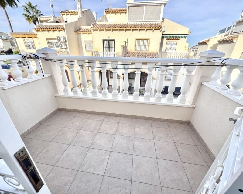3 soverom Villa til salgs i Playa Flamenca med svømmebasseng - € 210 000 (Ref: 9827476)