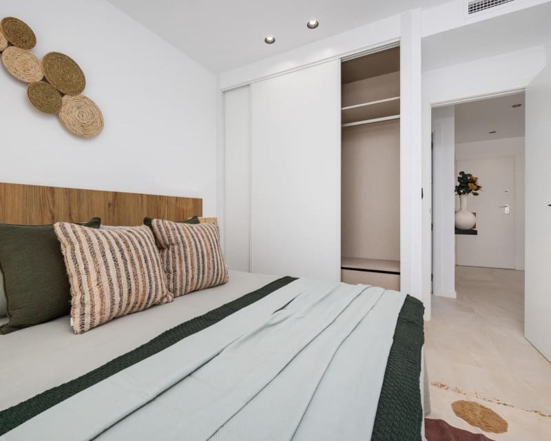 2 soverom Leilighet til salgs i Los Alcazares med svømmebasseng - € 265 000 (Ref: 9827736)