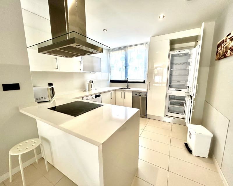 2 makuuhuone Huoneisto myytävänä paikassa Villamartin mukana uima-altaan - 235 000 € (Ref: 9827739)