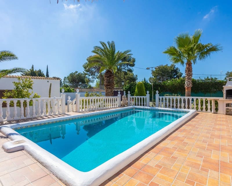 3 sovrum Villa till salu i Campoamor med pool - 499 000 € (Ref: 9827740)