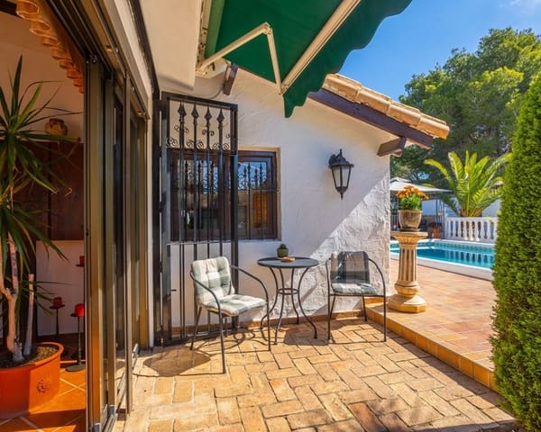 3 sovrum Villa till salu i Campoamor, Orihuela med pool - 499 000 € (Ref: 9827740)