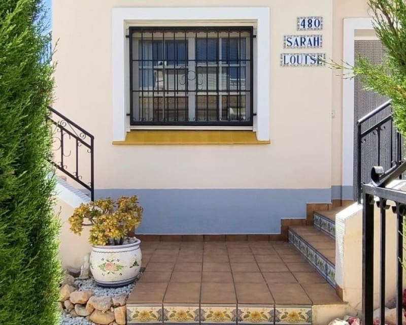 2 slaapkamer Bungalow te koop in Villamartin met zwembad - € 214.900 (Ref: 9827741)