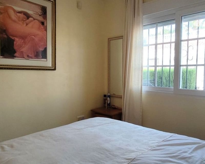 2 slaapkamer Bungalow te koop in Villamartin met zwembad - € 214.900 (Ref: 9827741)