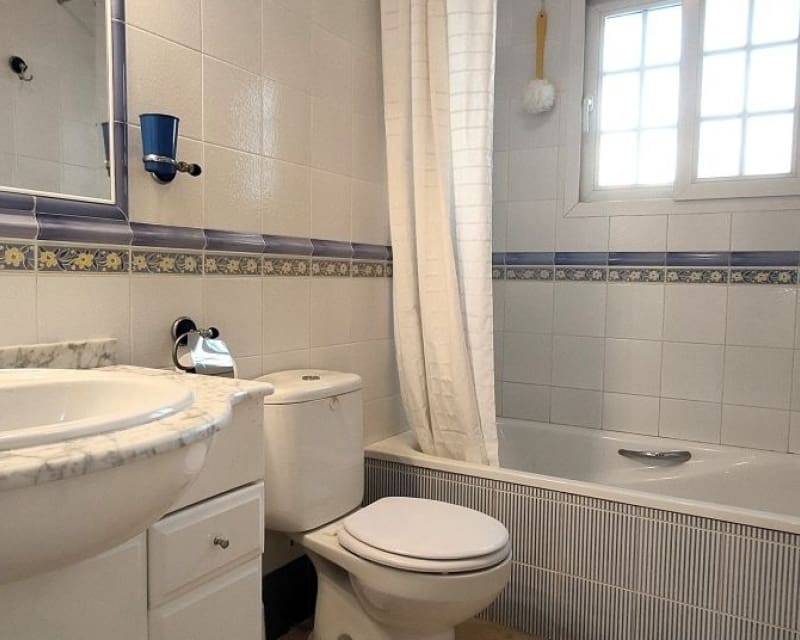 2 slaapkamer Bungalow te koop in Villamartin met zwembad - € 214.900 (Ref: 9827741)