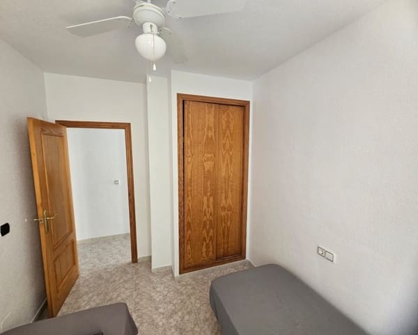 2 soveværelse Lejlighed til salg i Playa Flamenca, Orihuela med swimmingpool - € 185.000 (Ref: 9827742)