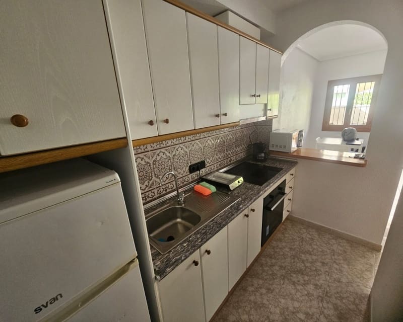 2 soveværelse Lejlighed til salg i Playa Flamenca med swimmingpool - € 185.000 (Ref: 9827742)