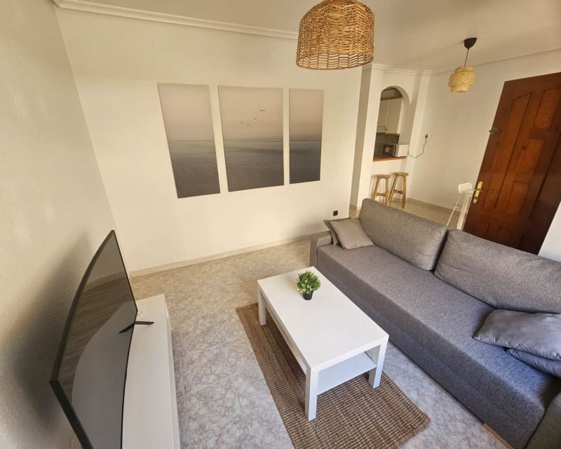 2 soveværelse Lejlighed til salg i Playa Flamenca med swimmingpool - € 185.000 (Ref: 9827742)