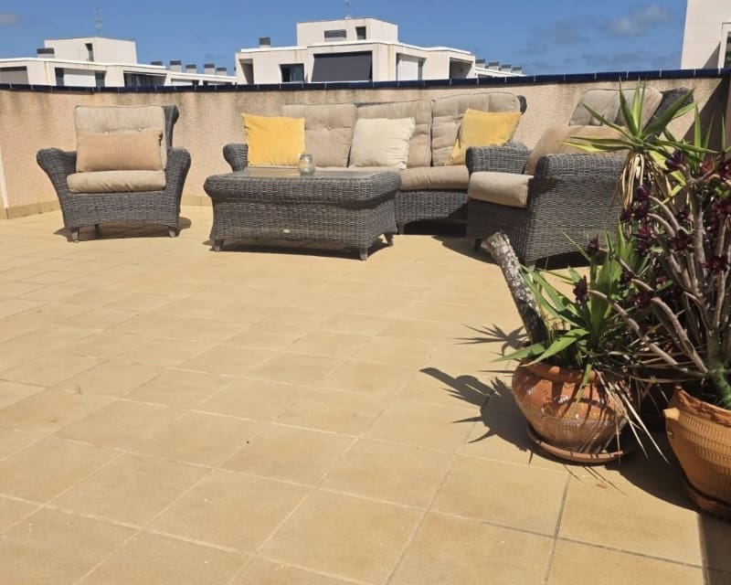 3 quarto Moradia para venda em Villamartin com piscina - 285 000 € (Ref: 9827746)