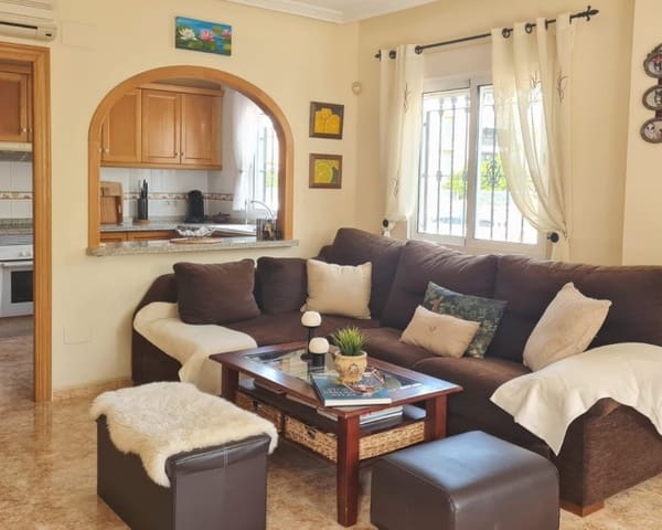 3 quarto Moradia para venda em Villamartin, Orihuela com piscina - 285 000 € (Ref: 9827746)
