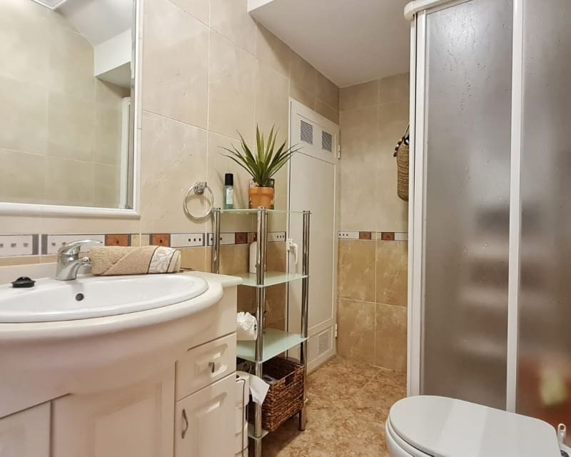 3 quarto Moradia para venda em Villamartin com piscina - 285 000 € (Ref: 9827746)