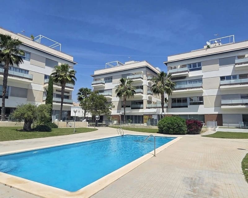 3 sovrum Lägenhet till salu i Villamartin med pool - 299 900 € (Ref: 9827747)